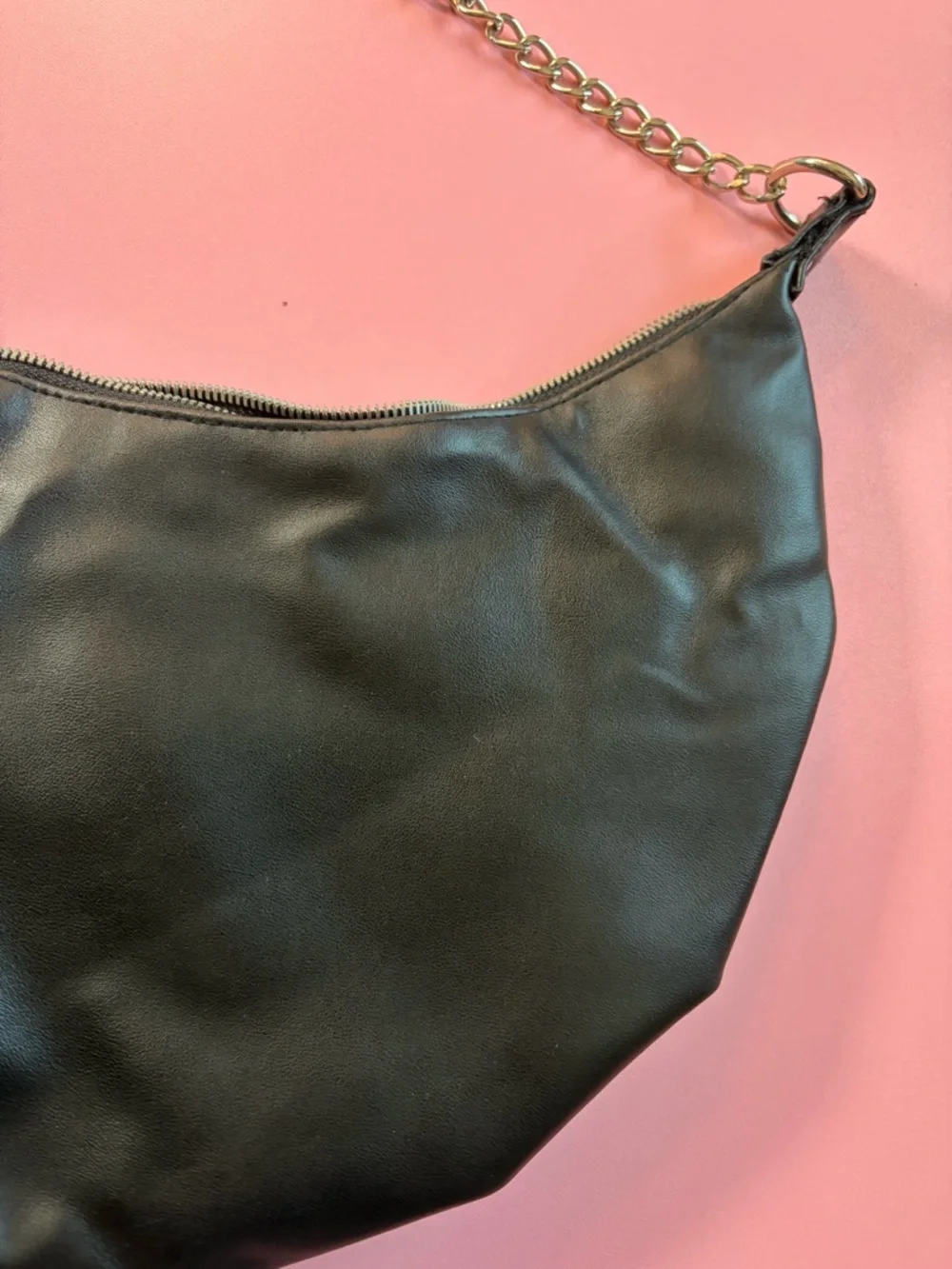 vintage y2k‎ Hot Topic black vinyl chain link handcuff hobo bag
